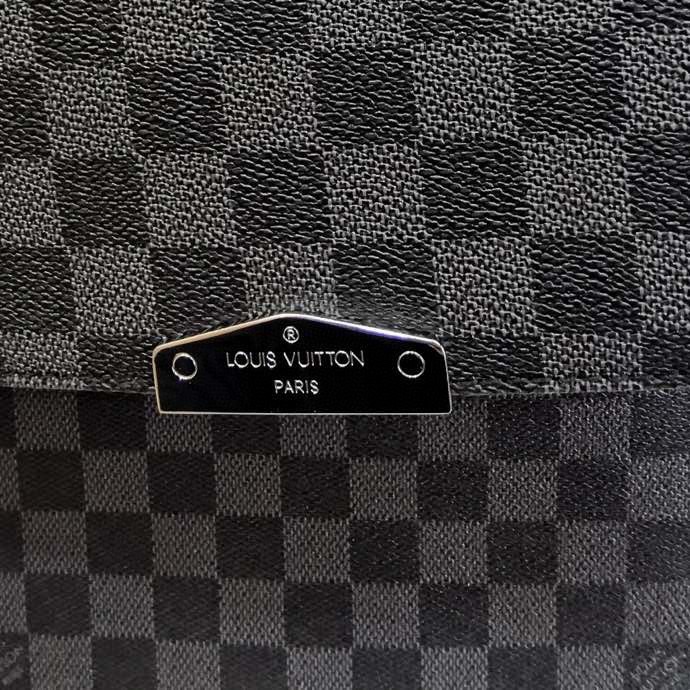 l0vis Vvtt0n district pm n40349 25 x 22 x 7 cm