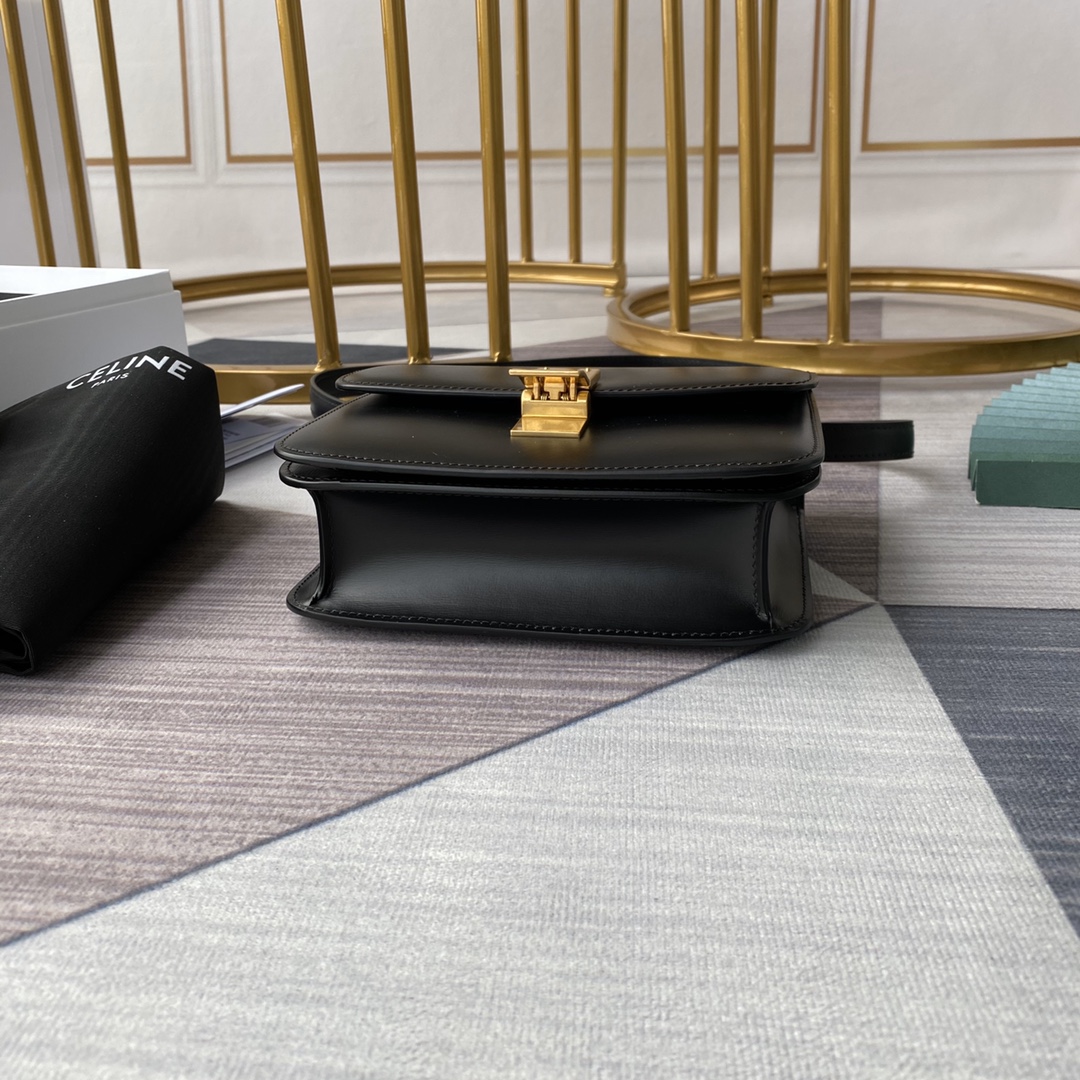 Ce1i*e small classic bag in box calfskin black 189183dls 18 x 15 x 6  cm