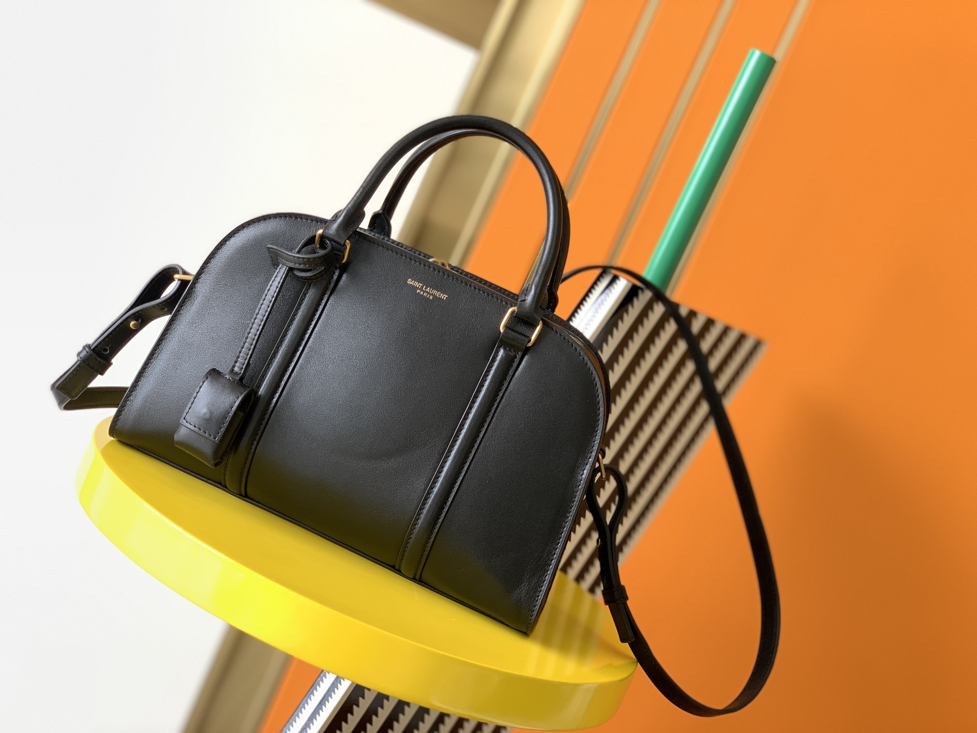 Y51 lock baby duffle in smooth leather 65500816r0w1000 27×18×12cm