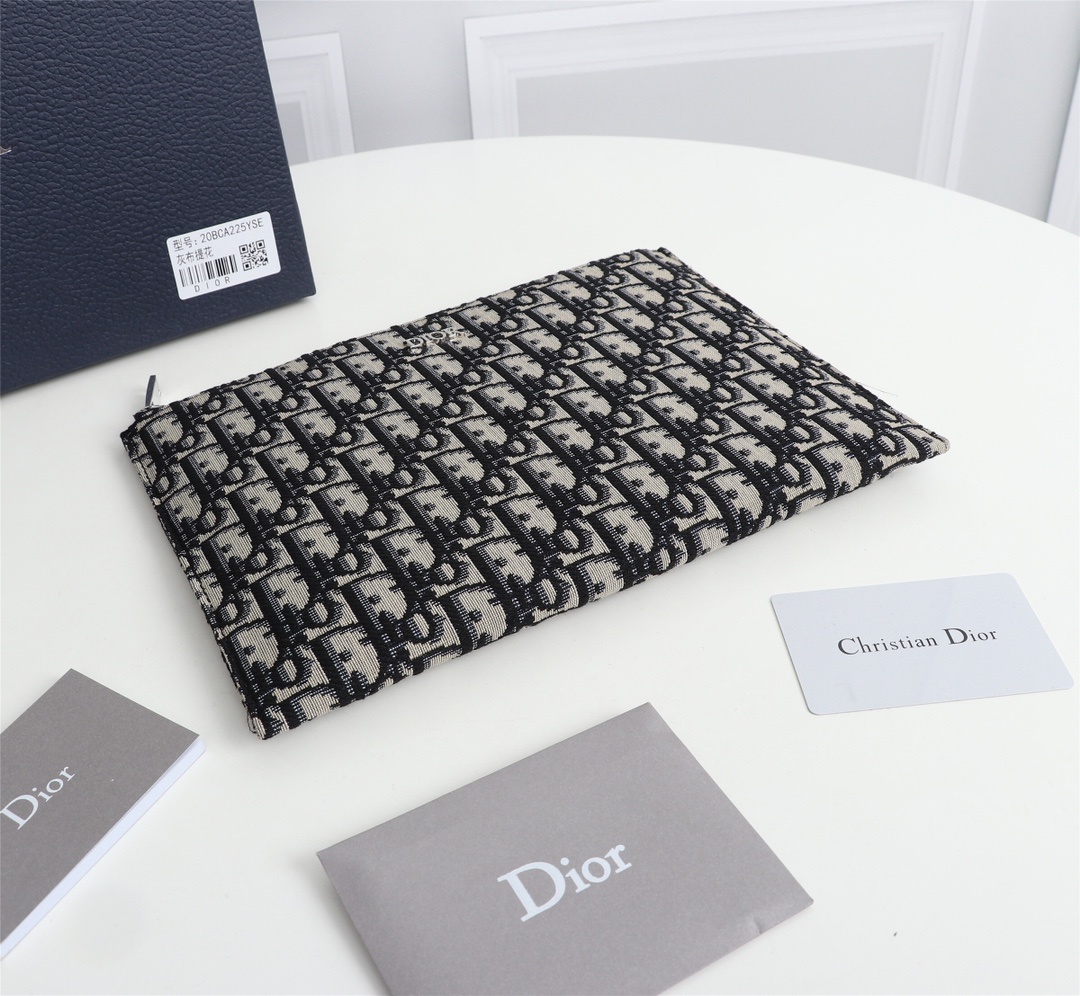 D10r pouch beige and black D10r oblique jacquard 2obca251yse 30 cm x 20 cm x 2.5 cm