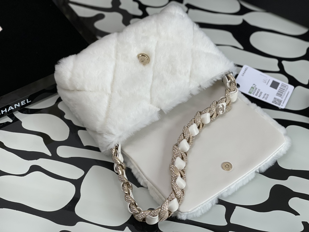 Ch**el shearling lambskin flap bag silver metal as2240 15 x 21.5 x 6.5 cm