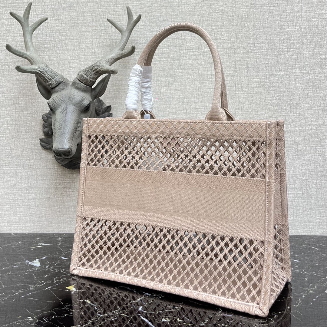 D10r small book tote clay-colored mesh embroidery m1296 36cm