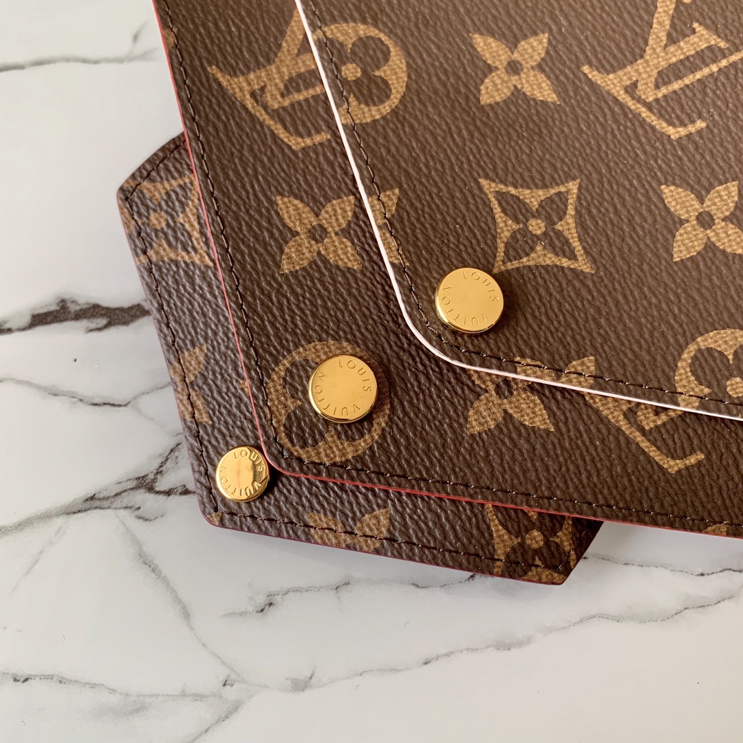 l0vis Vvtt0n kirigami pochette monogram m62034 15.5 x 11.5 x 0.3 cm