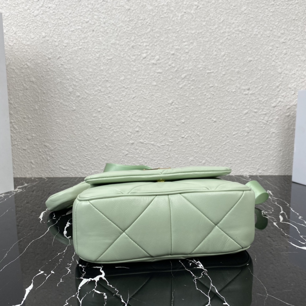 Pra*a Pra*a system nappa leather patchwork bag light green 1bd292 21 x 16 x 7 cm