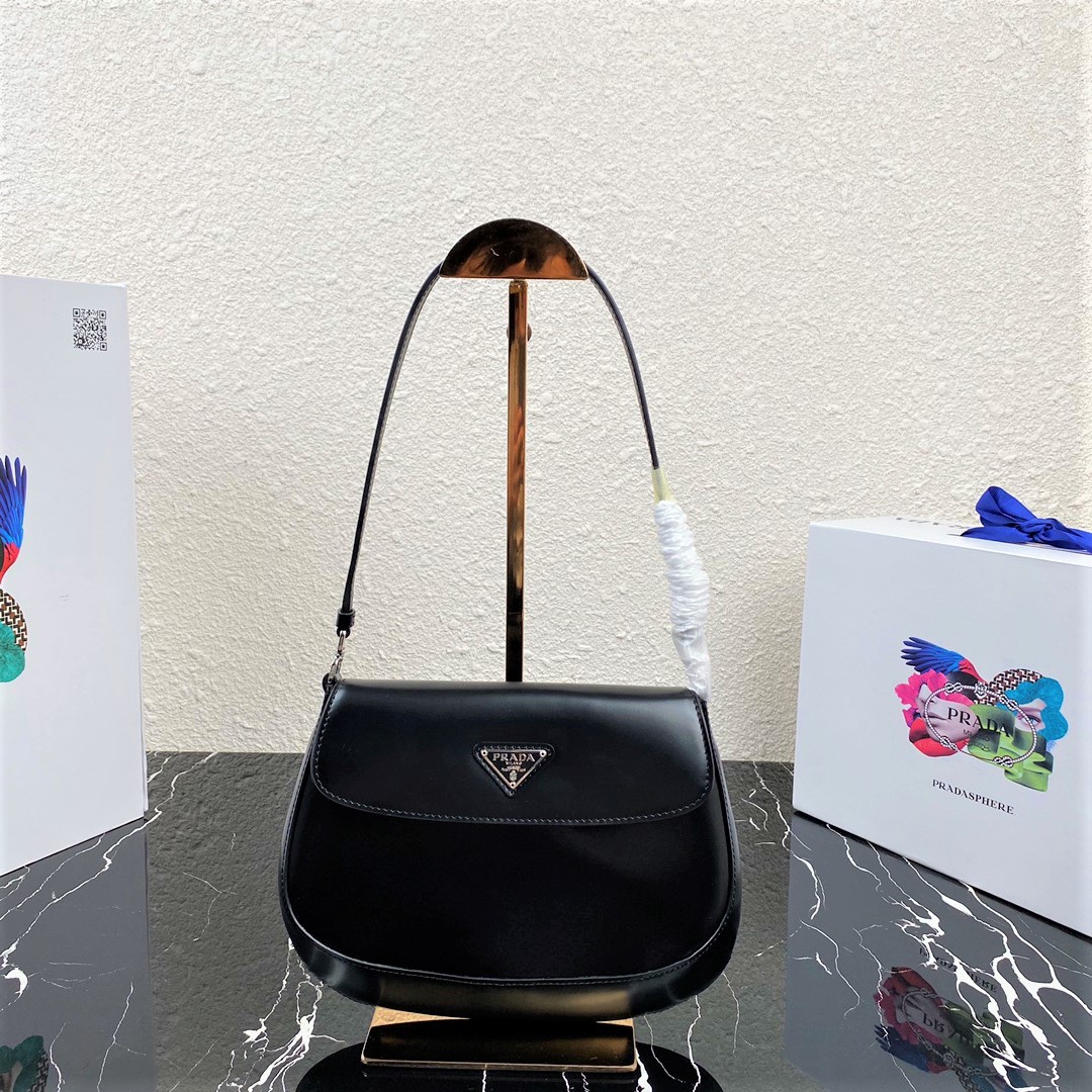 Pra*a cleo brushed leather shoulder bag with flap black 1bd311 23 x 18 x 2.5 cm