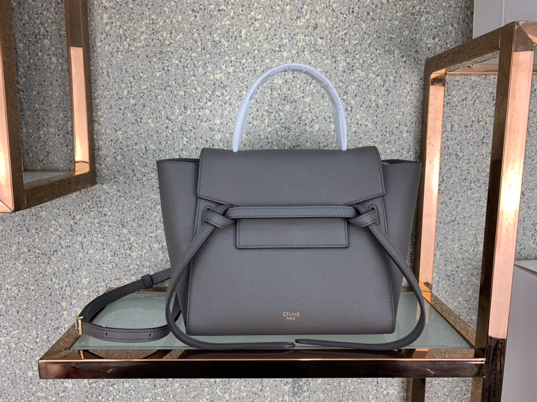 Ce1i*e nano belt bag in grained calfskin grey 189003 20 x 20 x 10 cm