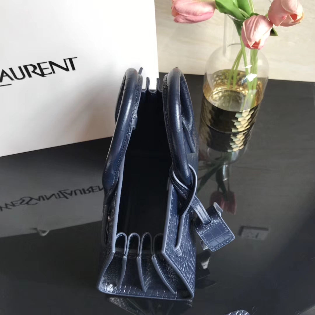 Y51 classic sac de jour nano in embossed crocodile shiny leather navy 392035 22 x 18 x 11 cm