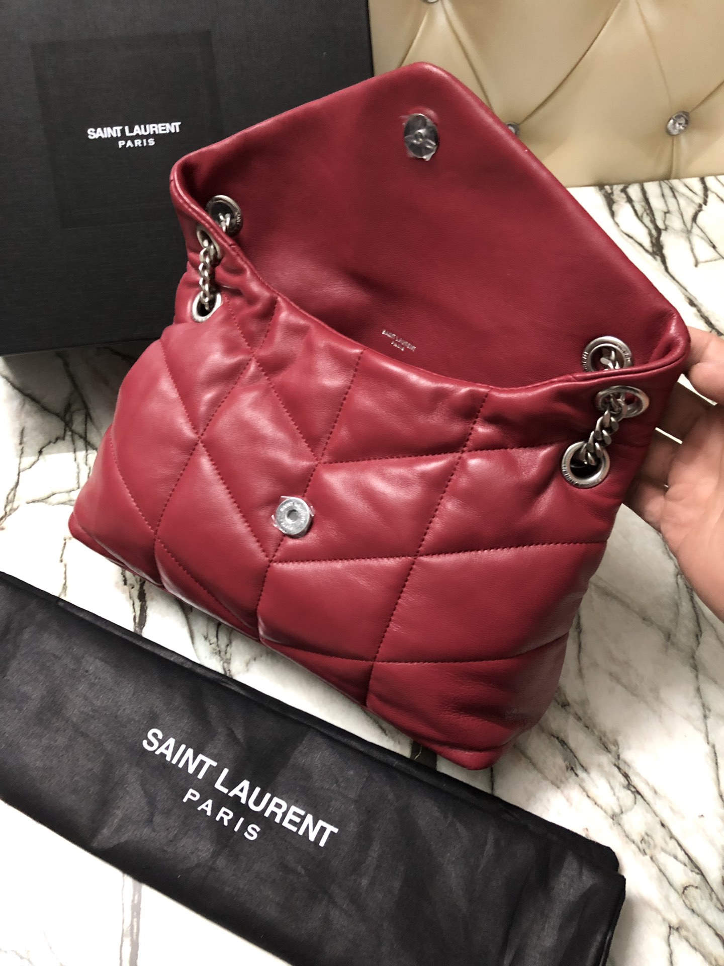 Y51 puffer small bag in quilted lambskin rouge eros 5774761 29 x 17 x 11 cm