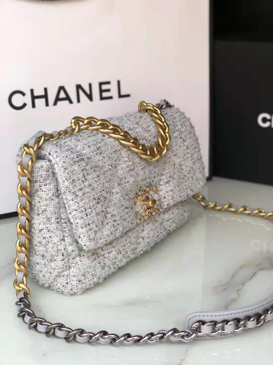 Ch**el 19 handbag gray & ecru as1160 16 × 26 × 9 cm