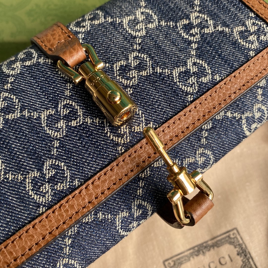 Gvc*1 jackie 1961 chain wallet blue and ivory ‎652681 19 x 10 x 3.5 cm