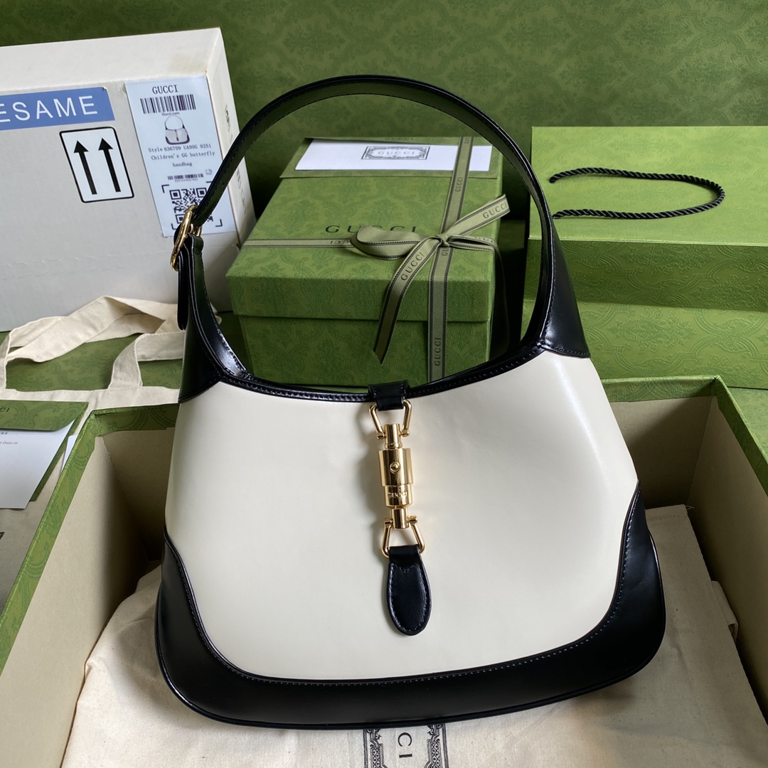 Gvc*1 jackie 1961 small shoulder bag white leather 636706 28 x 19 x 4.5 cm