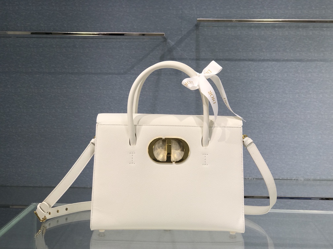 D10r large st honorÉ tote white grained calfskin m9306 30 cm