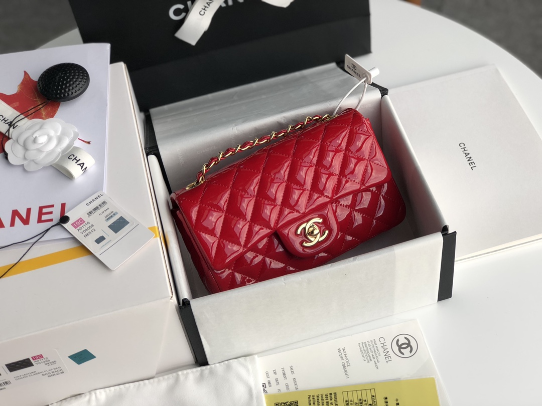 Ch**el cf mini patent calfskin & golden metal red bag 20cm