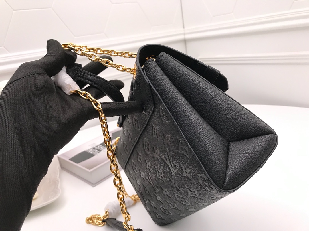 l0vis Vvtt0n vavin pm monogram empreinte leather black m44151 26 x 20 x 8 cm