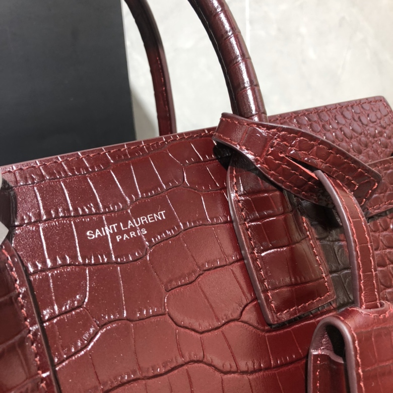 Y51 classic sac de jour baby in crocodile embossed matte leather burgundy 421863 26 x 20.5 x 12.5 cm