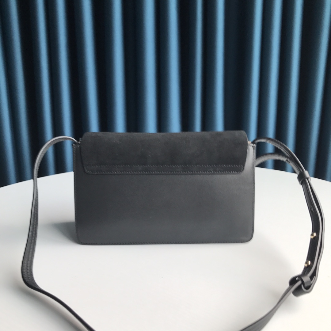 CHLOÉ FAYE SMALL SHOULDER BAG Black CHC15US127 24 x 7 x 15 cm