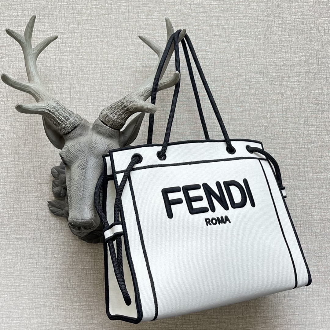 F**di medium roma tote bag white 8bh380aei1