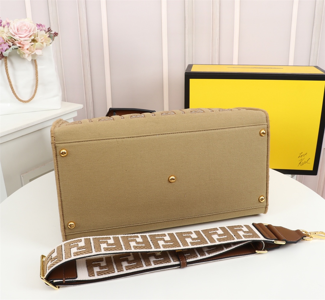 F**di spring summer 2021 tote bag monogram beige 38 x 34 x 20 cm