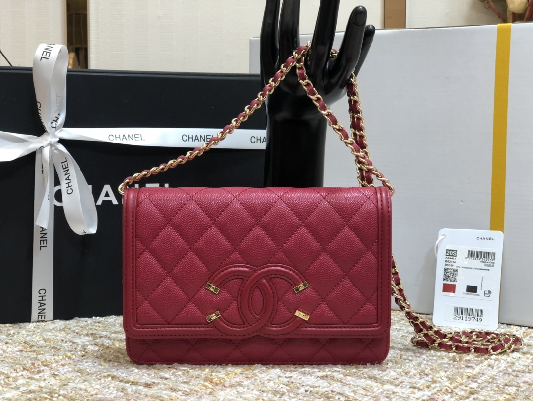 Ch**el cc filigree woc grain leather burgundy a84451 19.5 × 3.5 × 12 cm