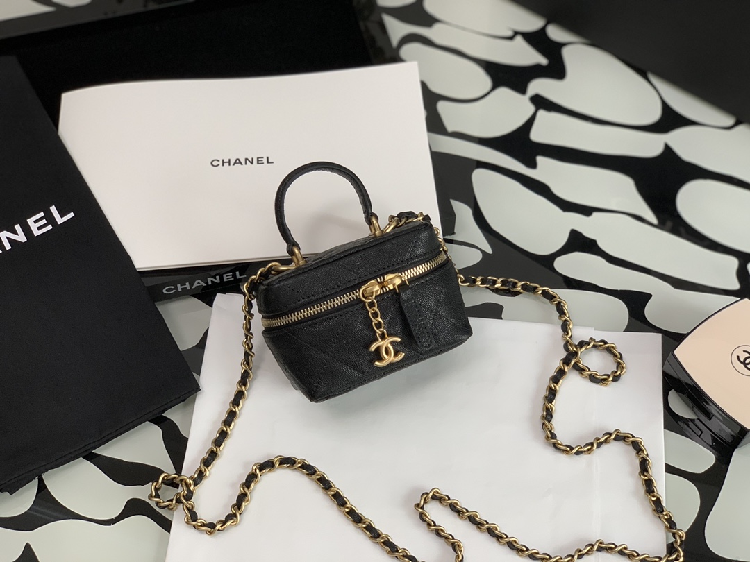 Ch**el small vanity with chain black ap2194 12 × 11.5 × 7 cm