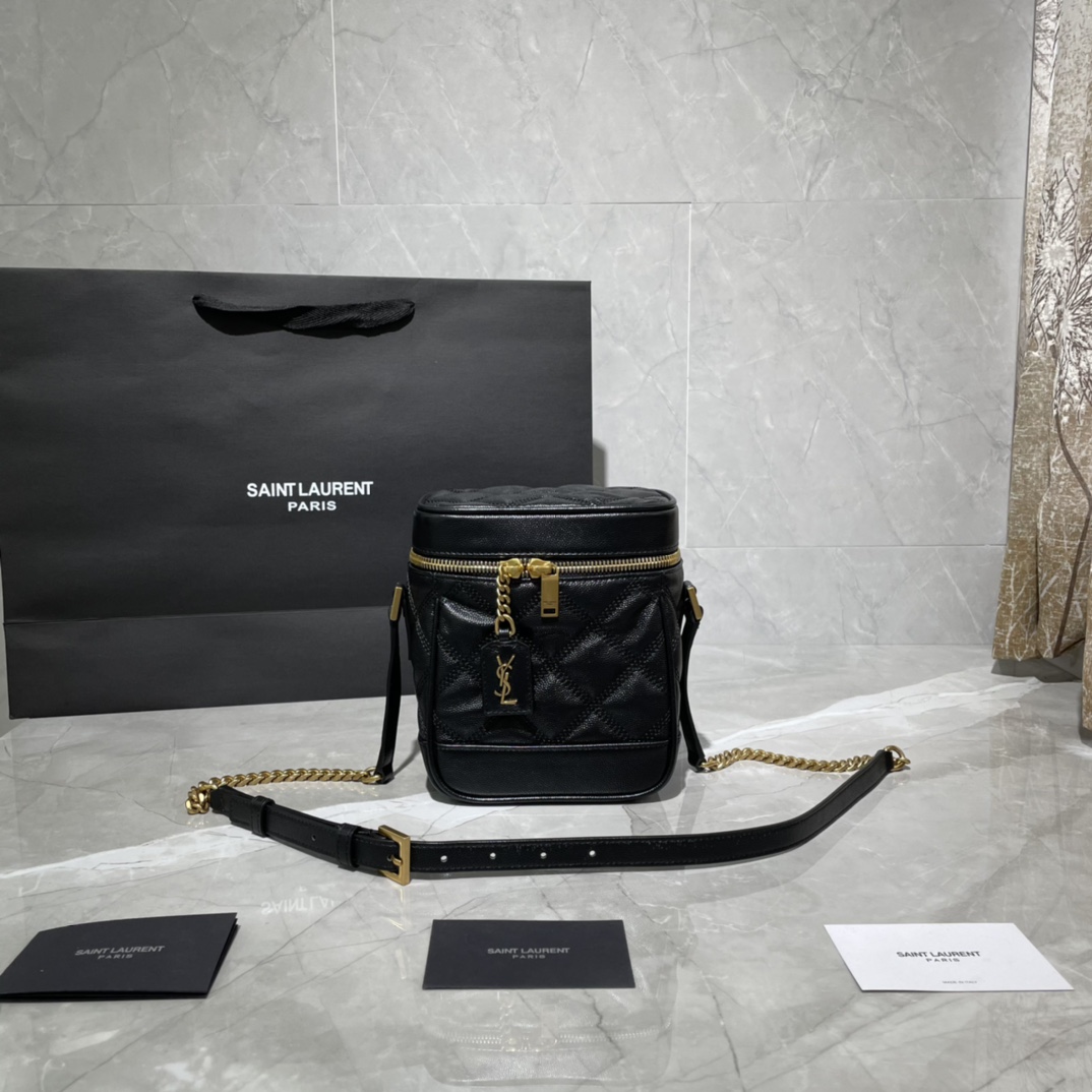 Y51 80's vanity bag in carrÉ-quilted grain de poudre embossed leather black 649779 14.5 x 16.5 x 9 cm