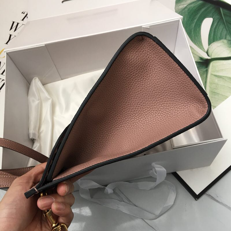 Gvc*1 gg marmont small top handle bag beige leather 421890 31 x 13 x 23 cm