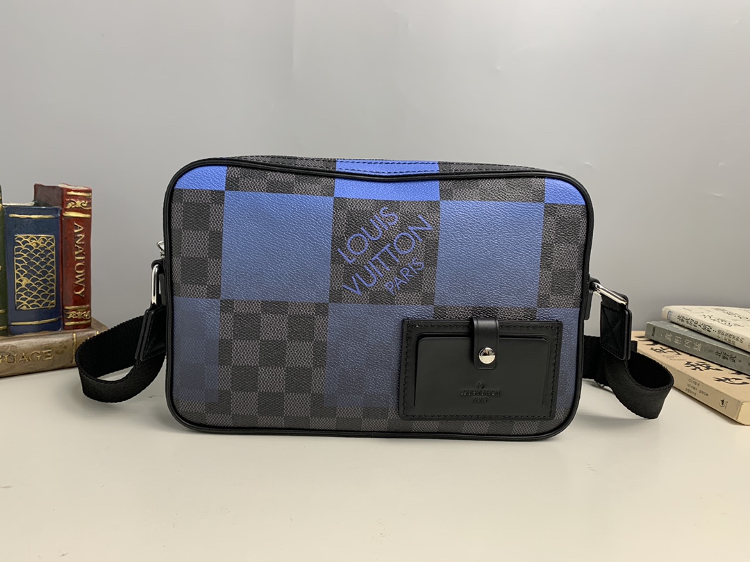 l0vis Vvtt0n alpha messenger damier graphite canvas blue n40408 26 x 17 x 5 cm