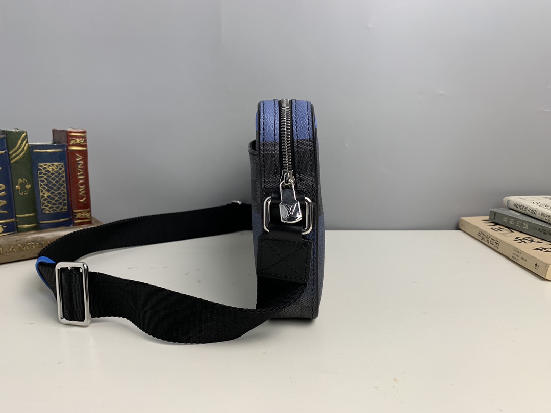 l0vis Vvtt0n alpha messenger damier graphite canvas blue n40408 26 x 17 x 5 cm