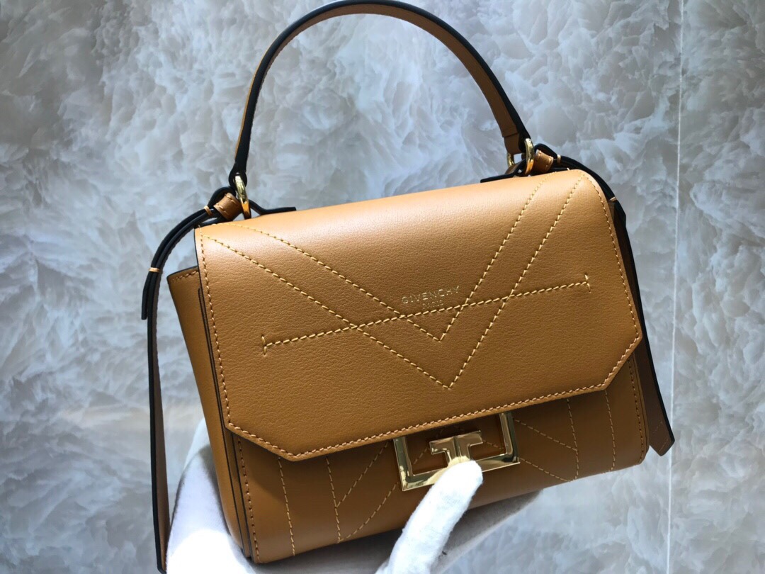 GIVENCHY SMALL EDEN BAG Brown 19 × 14 × 5.5 cm