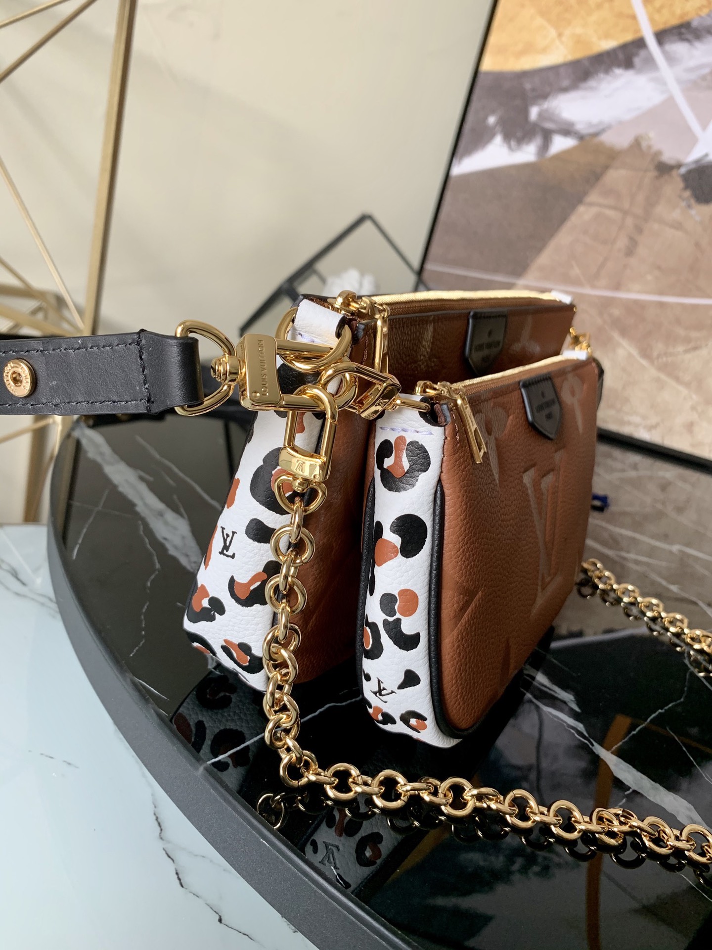 l0vis Vvtt0n multi pochette accessoires monogram empreinte leather caramel m45839 23.5 × 13 × 4.5 cm