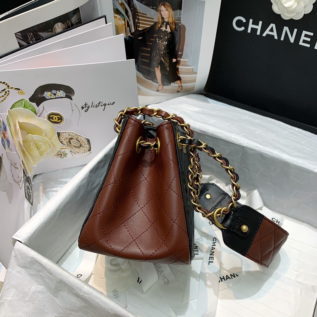 Ch**el strap into bucket bag black and burgundy as2230 15.5 x 15 x 12.5 cm