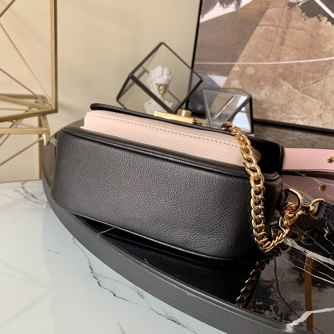 l0vis Vvtt0n lockme tender leather black m58557 19 x 13 x 8 cm