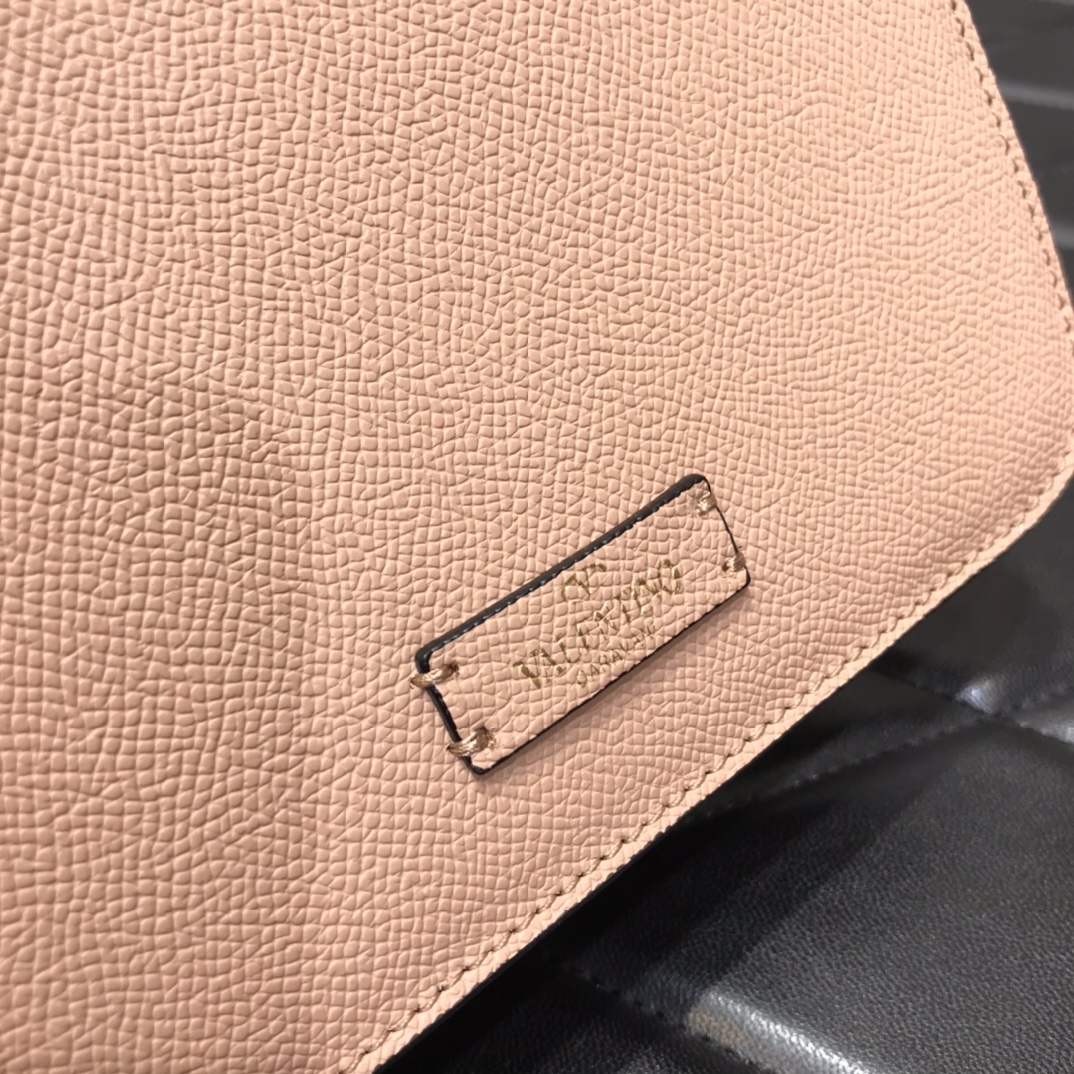 Va1e*ntin0 small vsling grainy calfskin shoulder bag pink vw2b0f01 18 x 18 x 9 cm