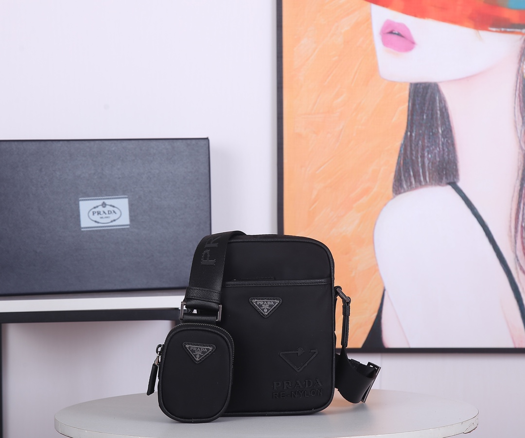 Pra*a re-nylon and saffiano leather shoulder bag black metal 2vh112 20 x 16 x 5 cm