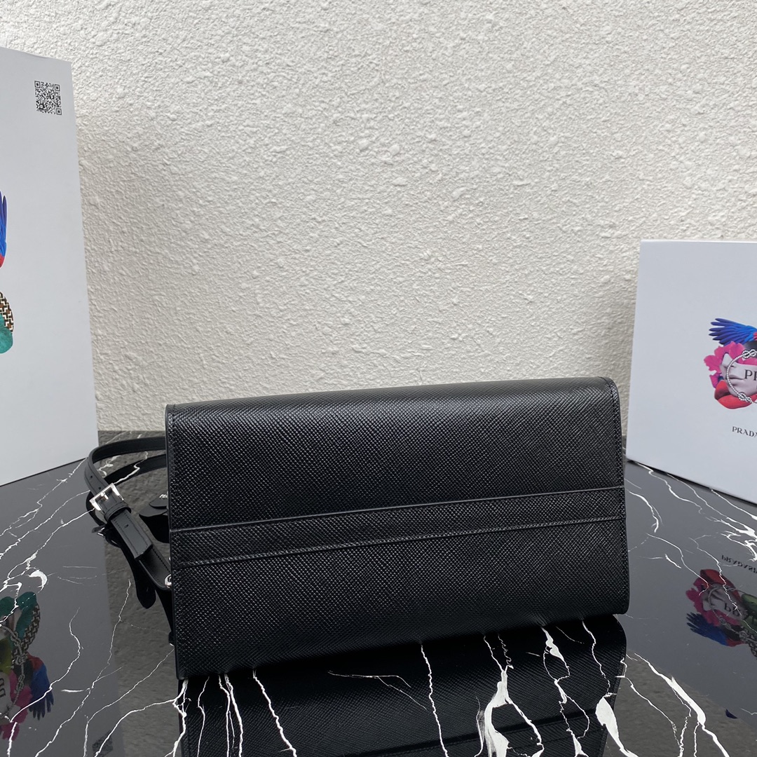 Pra*a saffiano leather kristen handbag black 1ba297 26 x 20 x 3.5 cm