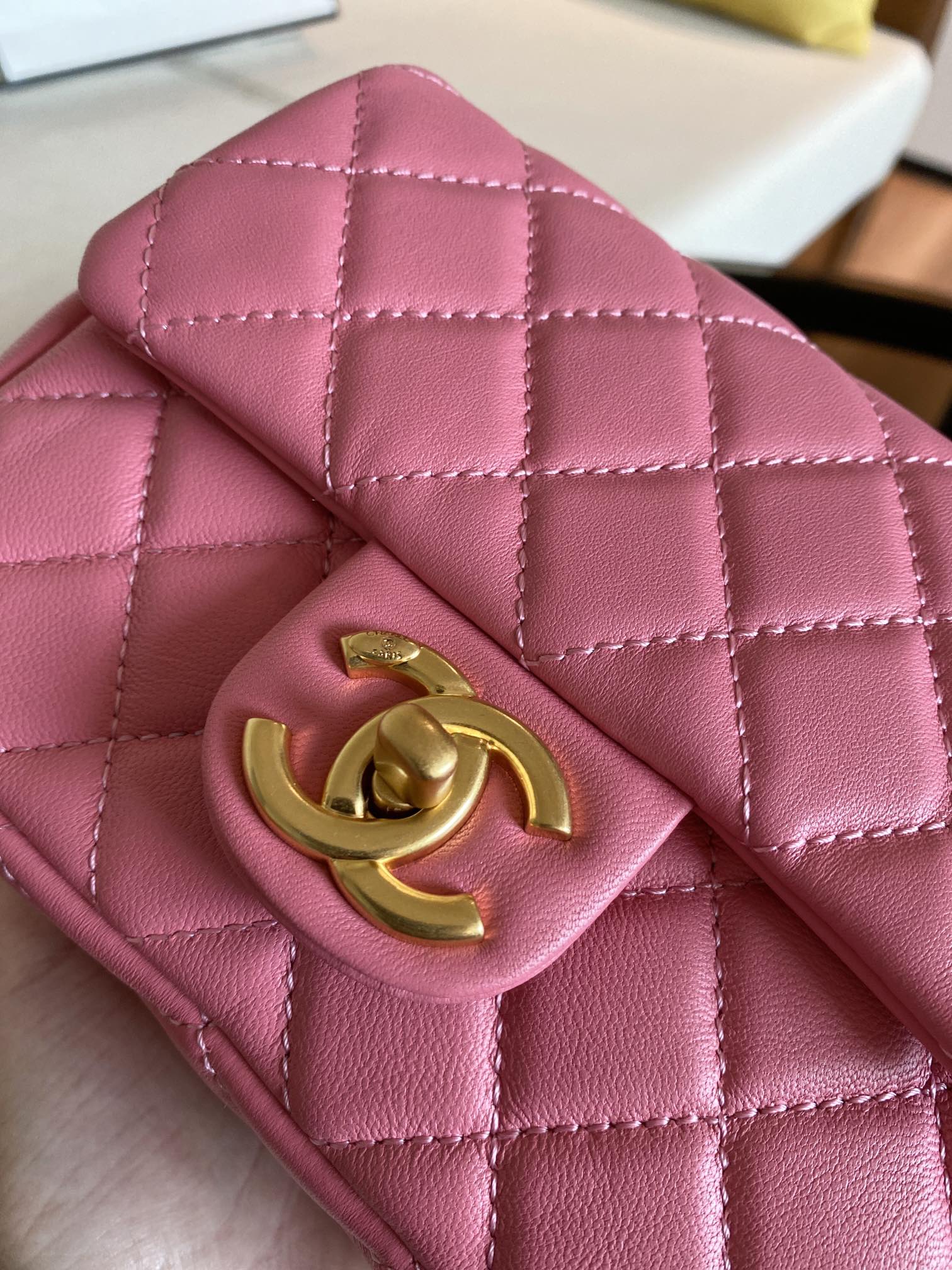 Ch**el mini square resin bag stones chain lambskin pink as2379 13 x 17 x 7 cm