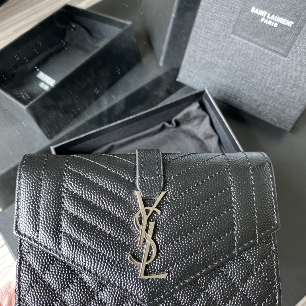 Y51 small monogram envelope wallet in mix matelassÉ grain de poudre embossed leather silver metal 651026 13.5 x 9.5 x 3 cm