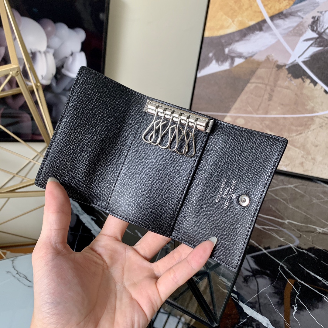 l0vis Vvtt0n 6 key holder monogram canvas black m62630 10 x 7 cm