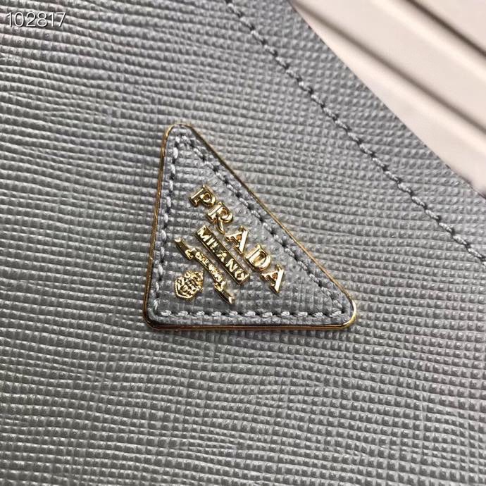 Pra*a medium panier saffiano leather bag grey 1ba212 22 × 23 × 13 cm