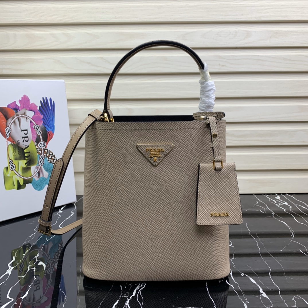 Pra*a medium panier saffiano leather bag beige 1ba212 22 × 23 × 13 cm