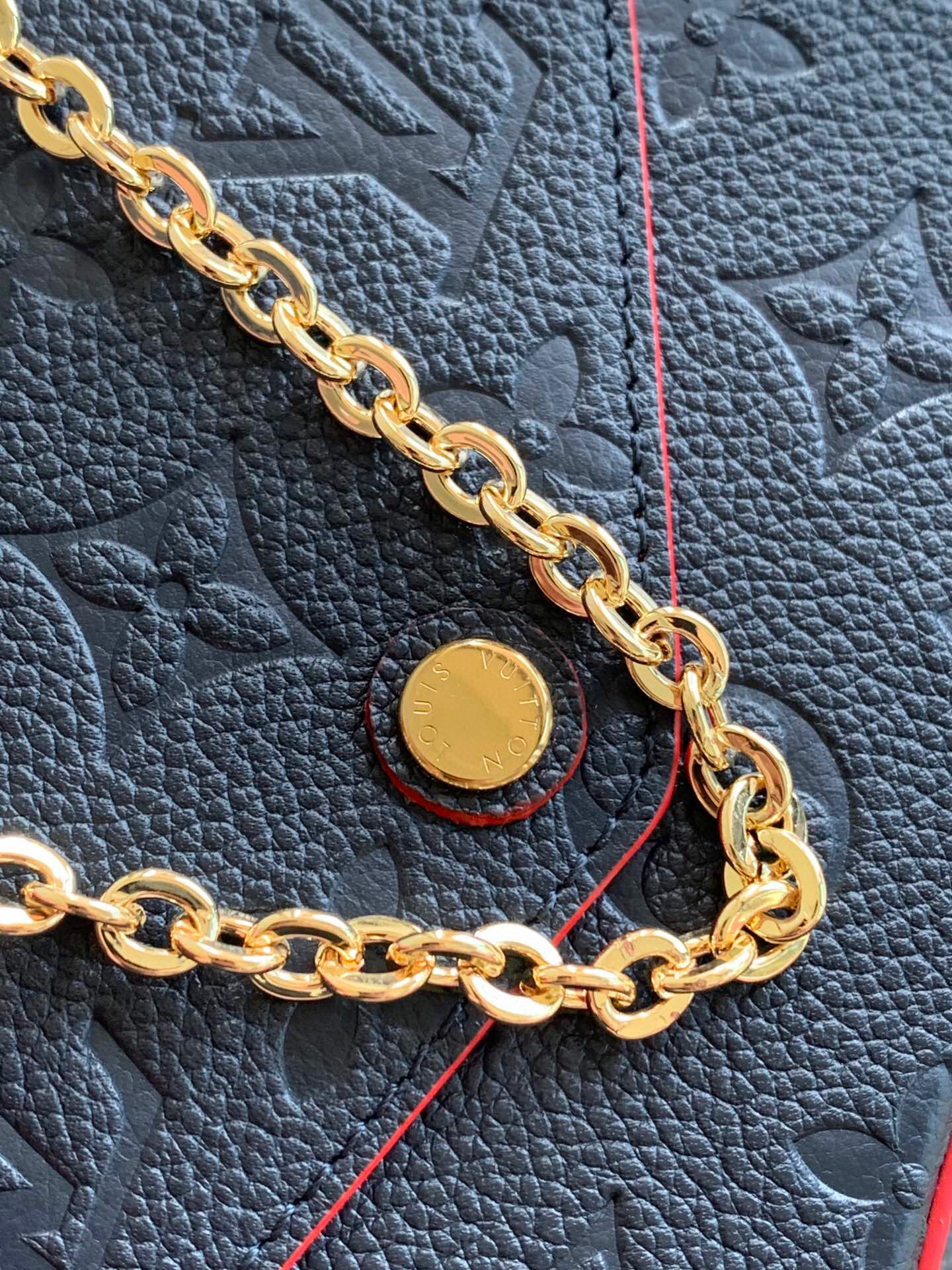 l0vis Vvtt0n fÉlicie pochette monogram empreinte leather navy and red m64099 21 x 12 x 3 cm