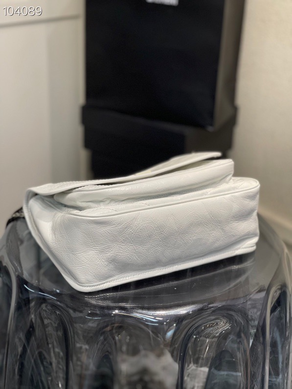 Y51 niki medium crinkled vintage leather white 4988940 28 x 20 x 8 cm