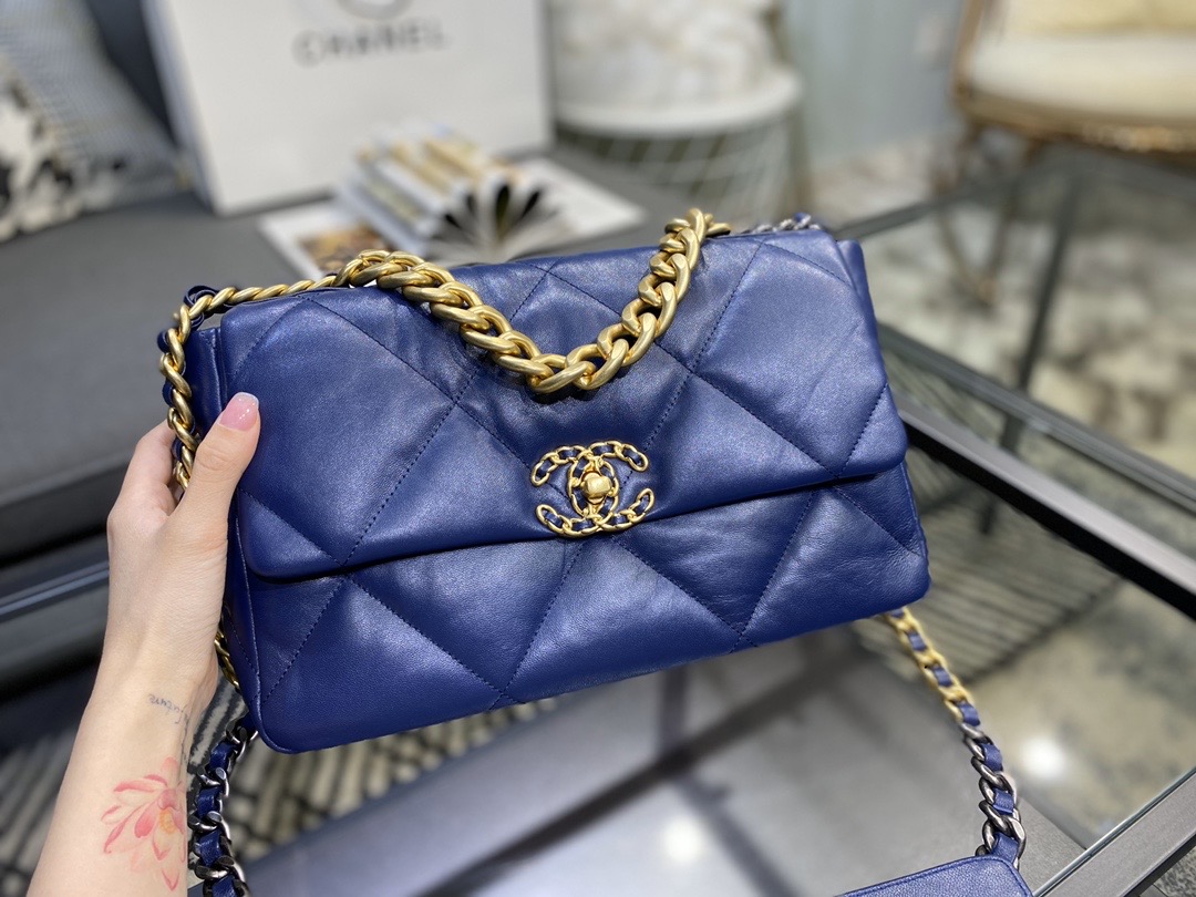 Ch**el large 19 handbag lambskin dark blue as1161 30cm