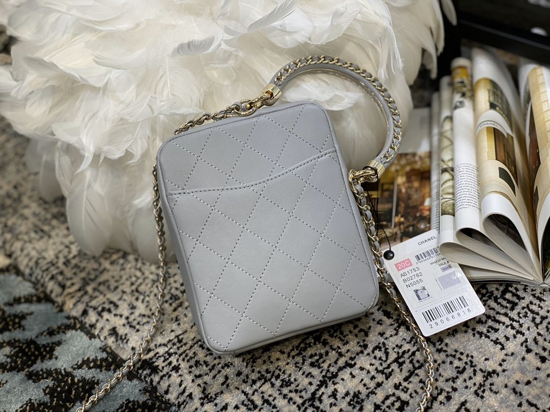 Ch**el vertical camera bag grey as1753 17.5 x 14 x 7 cm