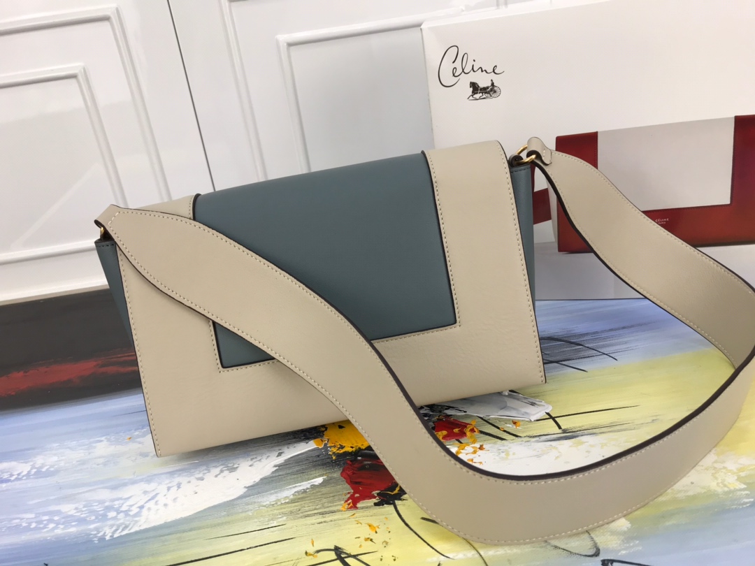 Ce1i*e medium frame bag in shiny smooth calfskin light beige and grey 180263 25 x 17 x 8.5 cm