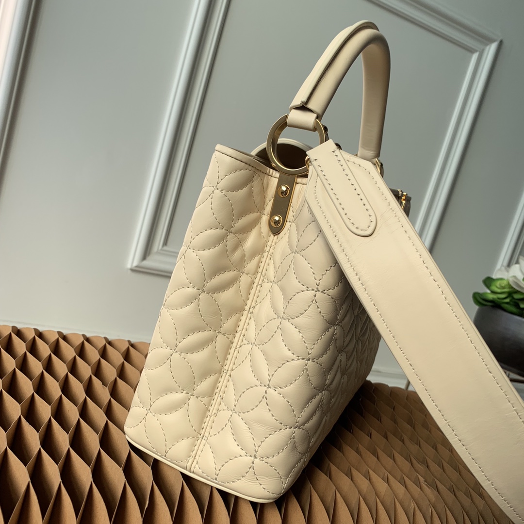 l0vis Vvtt0n capucines mm monogram flower creme m55366 31 x 20 x 11 cm