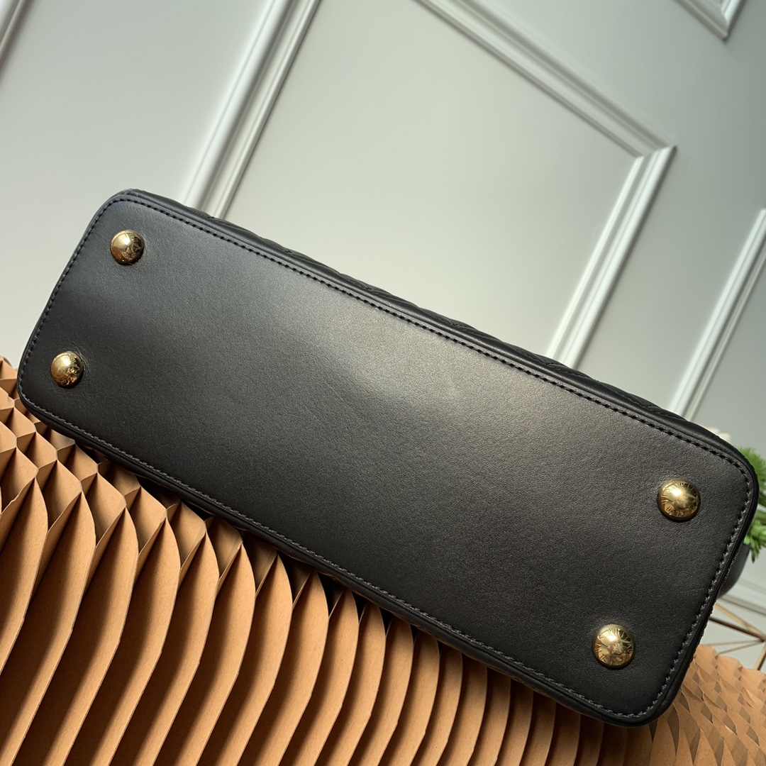 l0vis Vvtt0n capucines mm monogram flower black m55366 31 x 20 x 11 cm