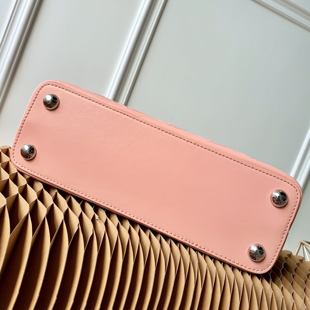 l0vis Vvtt0n capucines bb monogram flower pink m55366 27 x 18 x 9 cm