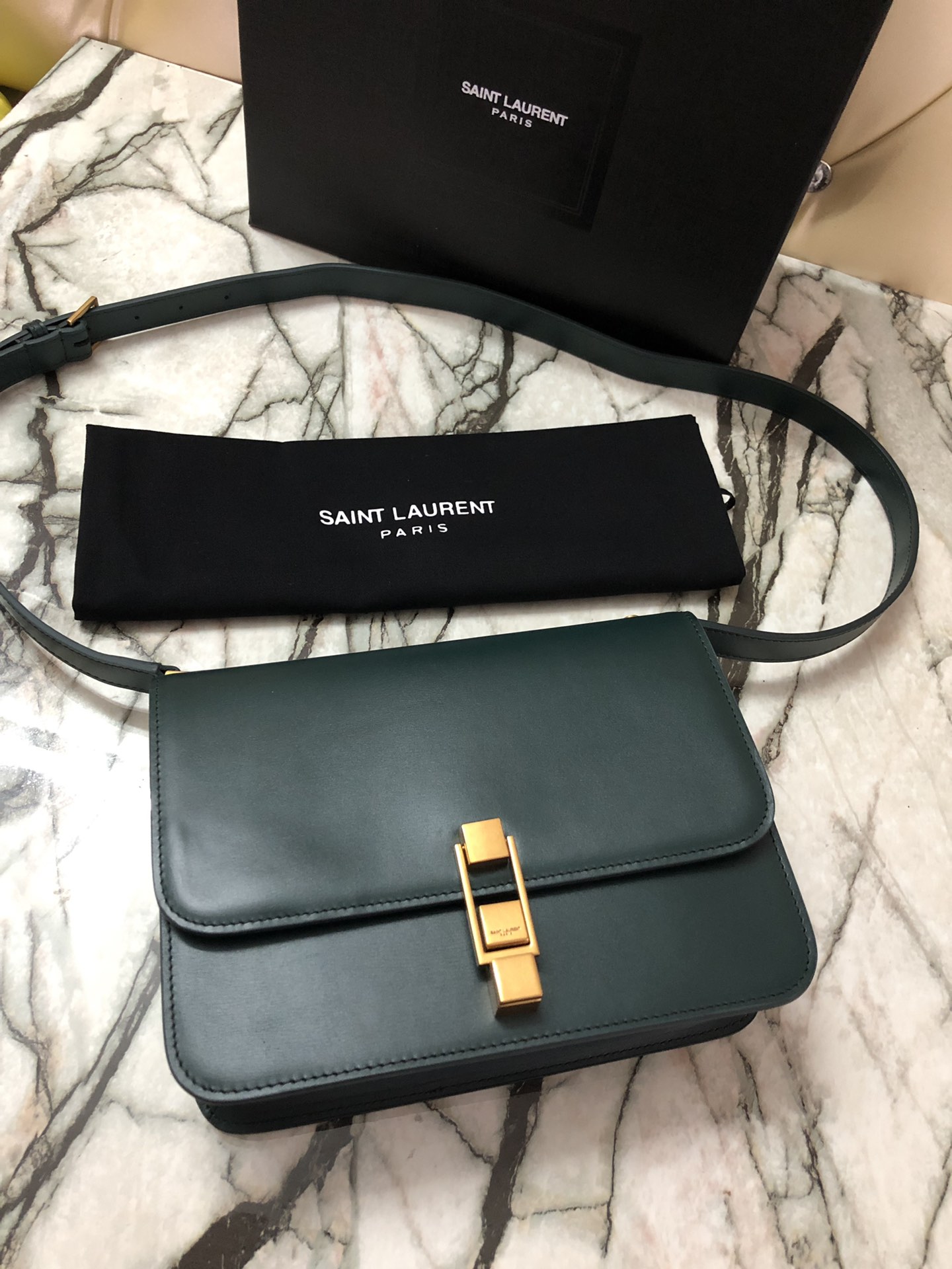 Y51 le carre satchel in box leather dark green 6332141 23 x 17.5 x 6.5 cm