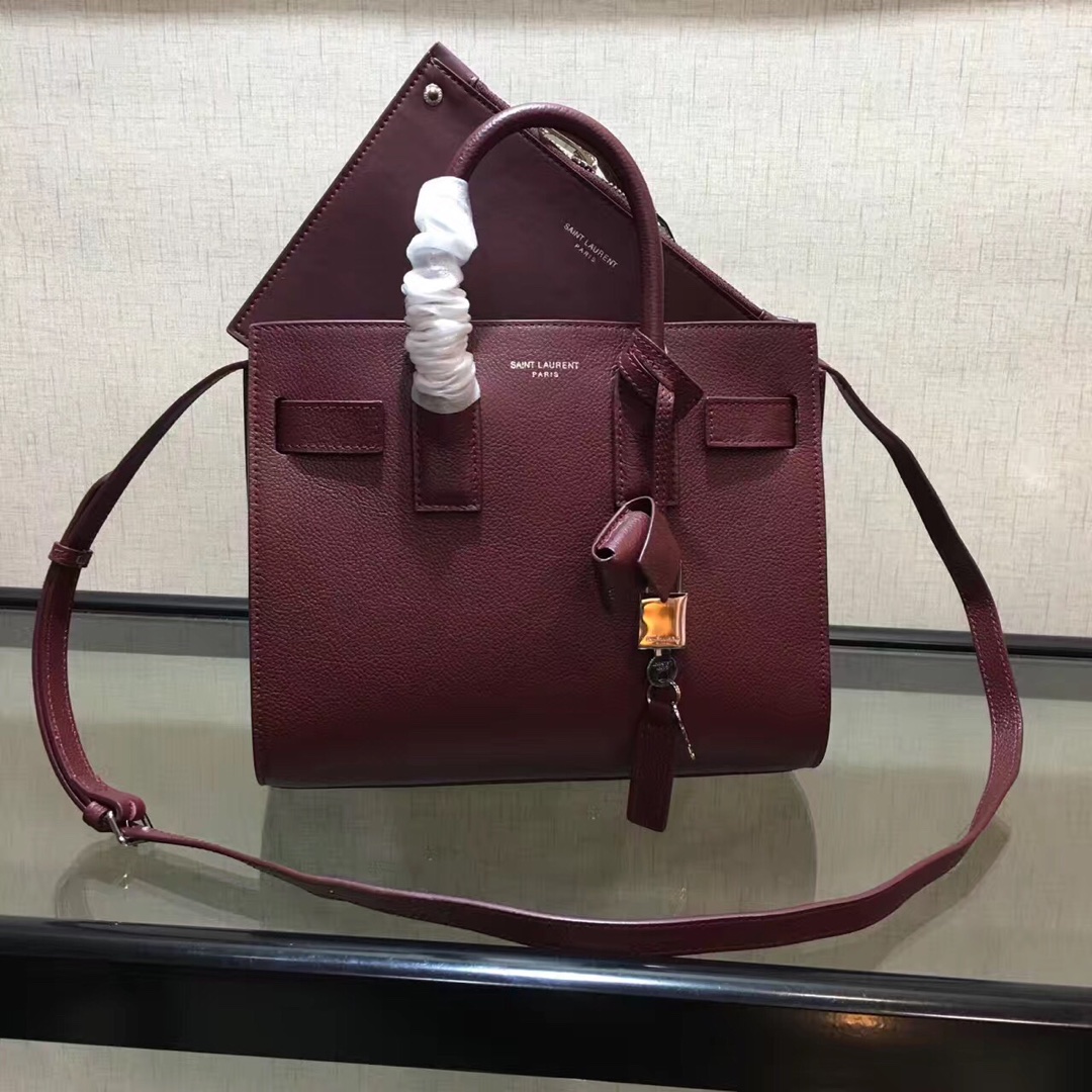 Y51 baby classic sac de jour in grained leather burgundy 421863 26 x 21 x 13 cm